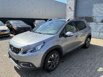 Coche accidentado Peugeot 2008 PEUGEOT 2008 1.5D 2019 2019/6