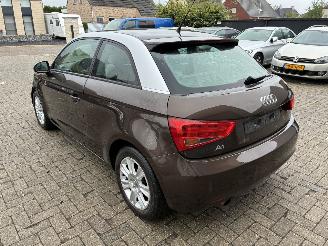 Audi A1 AUDI A1 1.6TDI 2011 picture 12