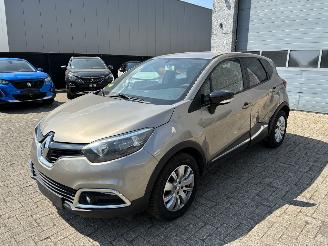 škoda osobní automobily Renault Captur RENAULT CAPTUR 1.5D 2016 2016/1