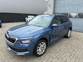 Coche accidentado Skoda Kamiq SKODA KAMIQ 1.0TSI DSG 2020 2020/10