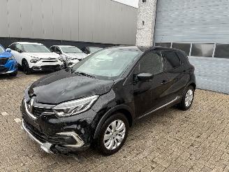 krockskadad bil auto Renault Clio RENAULT CAPTUR 1.5D 2018 2018/6