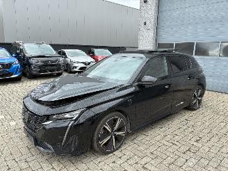 Vaurioauto  passenger cars Peugeot 308 PEUGEOT 308 HYBRID GT 2023 2023/2