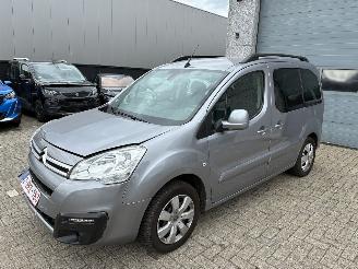 Unfallwagen Citroën Berlingo CITROEN BERLINGO 1.2I 2017 2017/4