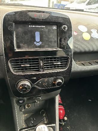 Renault Clio RENAULT CLIO 0.9TCE 2019 picture 18