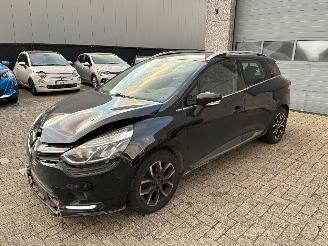 Schadeauto Renault Clio RENAULT CLIO 0.9TCE 2019 2019/2