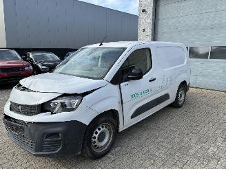 Schadeauto Peugeot Partner Peugeot e-Partner 2023 2023/1