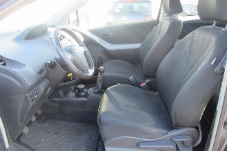 Toyota Yaris 1.3 VVTi Comfort picture 13