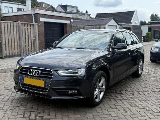 Auto incidentate Audi A4 Avant 1.8 TFSI AUTOMAAT 2015/1