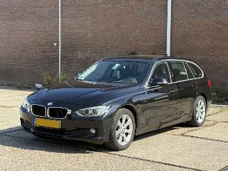 Coche accidentado BMW 3-serie 320d 2012/1