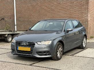 Avarii autoturisme Audi A3 1.6 TDI AUTOMAAT EURO 6 2016/1