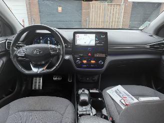 Hyundai Ioniq  picture 26