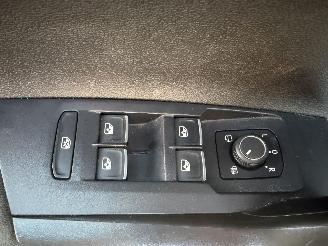 Volkswagen Taigo 1.0 TSI R LINE AUTOMAAT PANO picture 17