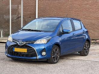 Schadeauto Toyota Yaris 1.5 Hybrid Dynamic Bi-Tone 2016/1