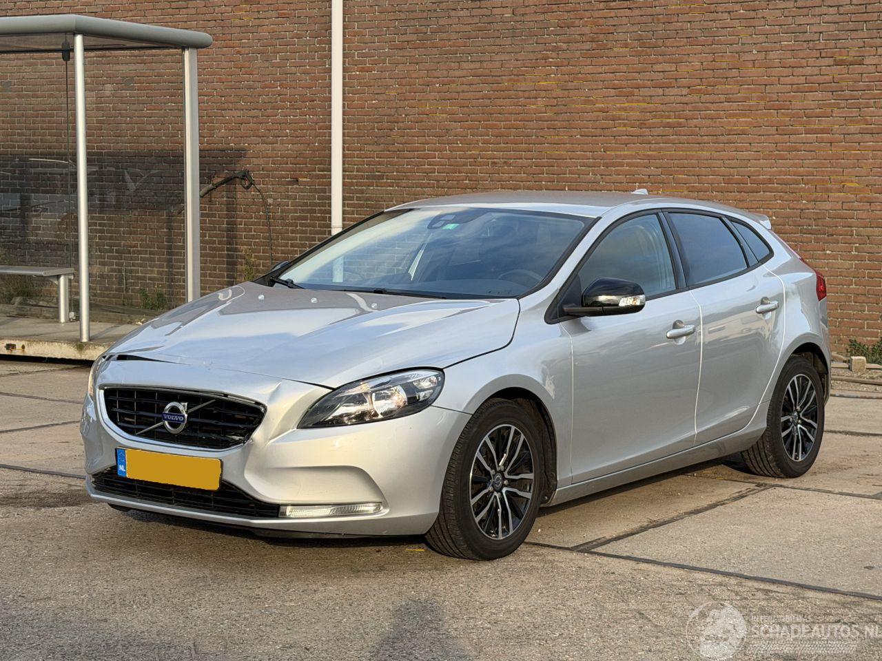 Volvo V-40 1.6 T4 AUTOMAAT
