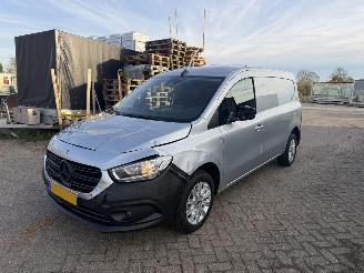uszkodzony samochody osobowe Mercedes Citan 110 Cdi L2 PRO  / NAP AUTOMAAT 2024/1
