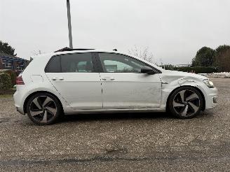 Volkswagen Golf 1.4 TSI GTE PANO AUTOMAAT picture 8