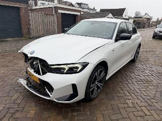 Schadeauto BMW 3-serie 320e M PAKKET CURVE 2022/1