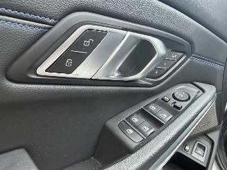 BMW 3-serie 320e M PAKKET CURVE picture 13
