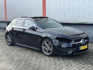 Mercedes A-klasse A200 AMG PANO SFEER picture 2