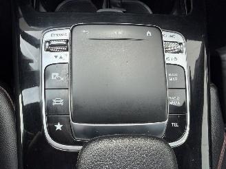 Mercedes A-klasse A200 AMG PANO SFEER picture 26