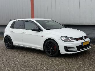 Vaurioauto  passenger cars Volkswagen Golf 2.0 TSI GTI Performance 2014/1