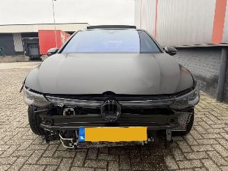 Volkswagen Golf 2.0 TSI R 4Motion picture 10