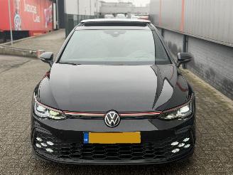 Volkswagen Golf 2.0 GTI 245 PK PANO picture 8