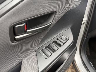 Toyota CH-R 1.8 Hybrid 140 Bussnis picture 10