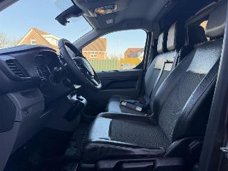 Peugeot Expert 231L 2.0 BlueHDI 180 Premium Pack picture 16