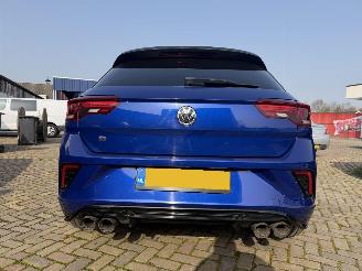Vaurioauto  passenger cars Volkswagen T-Roc 2.0 TSI 4Motion R 300 PK! 2020/1