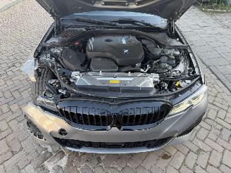 BMW 3-serie 330e M Pakket Harmon M PAKKET picture 7