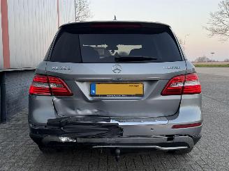 Mercedes ML 250 Bluetec Edition 1 EURO 6 Luchtvering picture 2