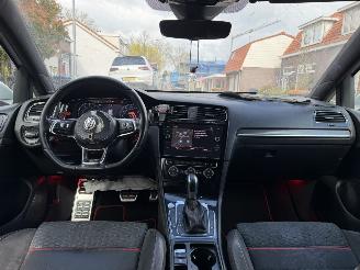 Volkswagen Golf 2.0 TSI GTI Performance picture 22