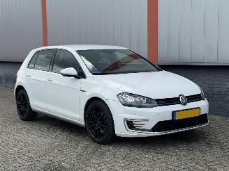 škoda osobní automobily Volkswagen Golf 1.4 TSI GTE DSG 2015/1