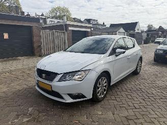 skadebil auto Seat Leon 1.0 EcoTSI Style Connect NAP 2016/1