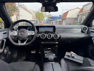 Mercedes A-klasse A250e AMG SFEER PANO picture 14