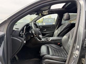 Mercedes GLC 350e 4MATIC AMG PANO picture 31