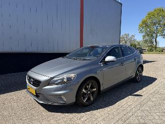 Volvo V-40 2.0 D2 R Design NAP picture 16