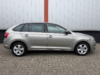 uszkodzony samochody osobowe Skoda Rapid AUTOMAAT 1.2 TSI Greentech JOY NAP !!!! 2017/1