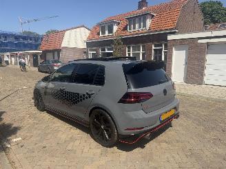 damaged passenger cars Volkswagen Golf 2.0 TSI GTI TCR AKRA 2020/1