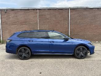 Volkswagen Passat 1.5 eHybrid R LINE picture 3