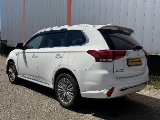 Mitsubishi Outlander 2.5 PHEV Intense + picture 25