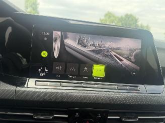 Volkswagen Golf 1.5 eTSI R Line PANO picture 11