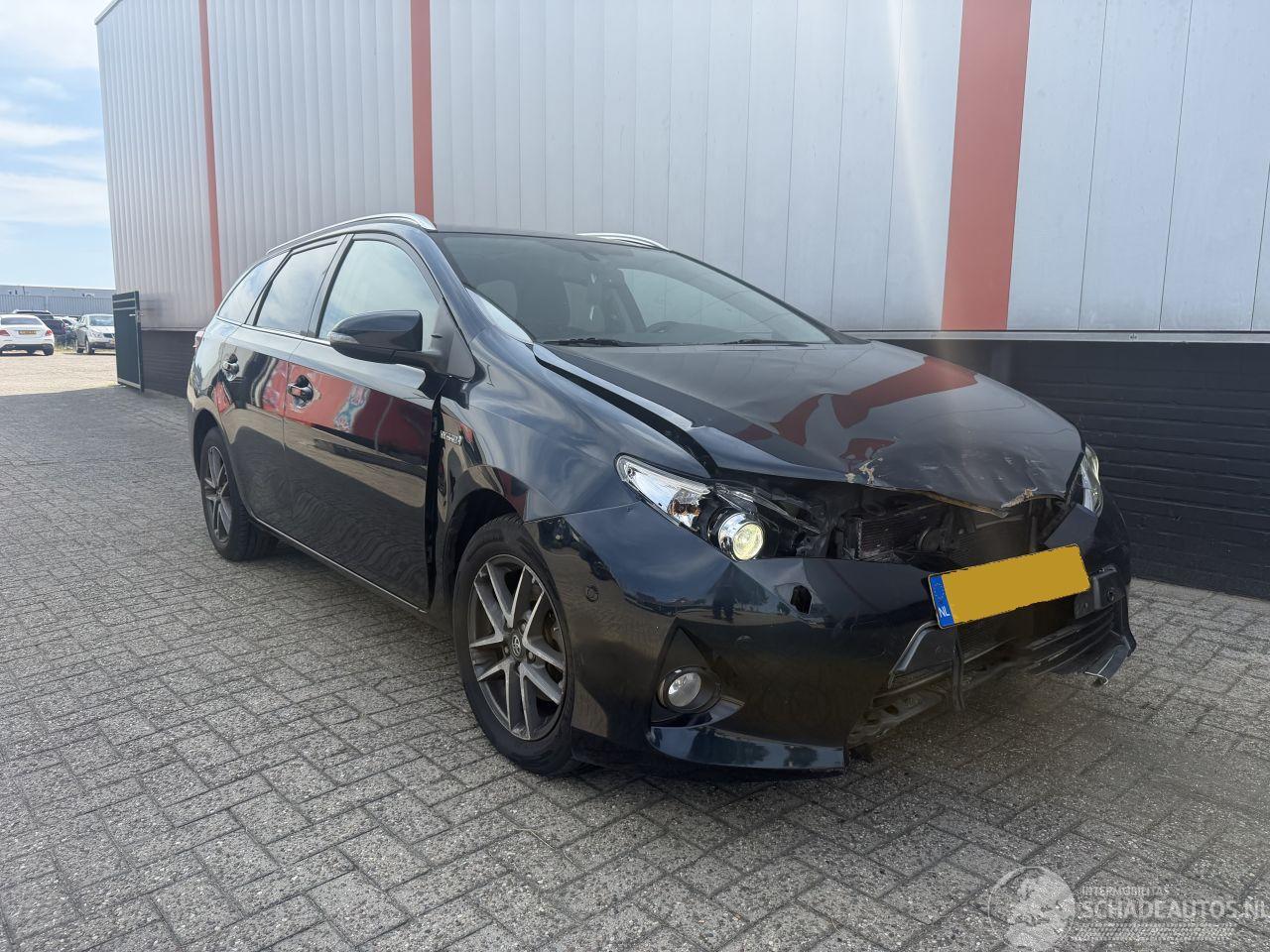 Toyota Auris Touring Sports 1.8 hybride