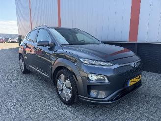 skadebil auto Hyundai Kona EV Premium Sky 64 kWh 2020/1