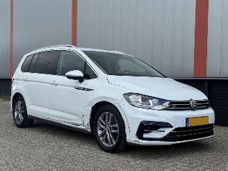 škoda osobní automobily Volkswagen Touran 1.2 TSI R Line 7 PERS NAP! 2019/1