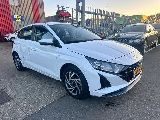 Hyundai I-20 1.0 T-GDI picture 3