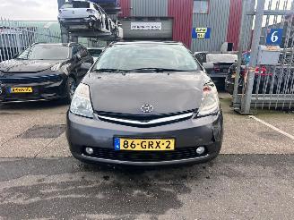 Toyota Prius 1.5 VVT-i picture 3