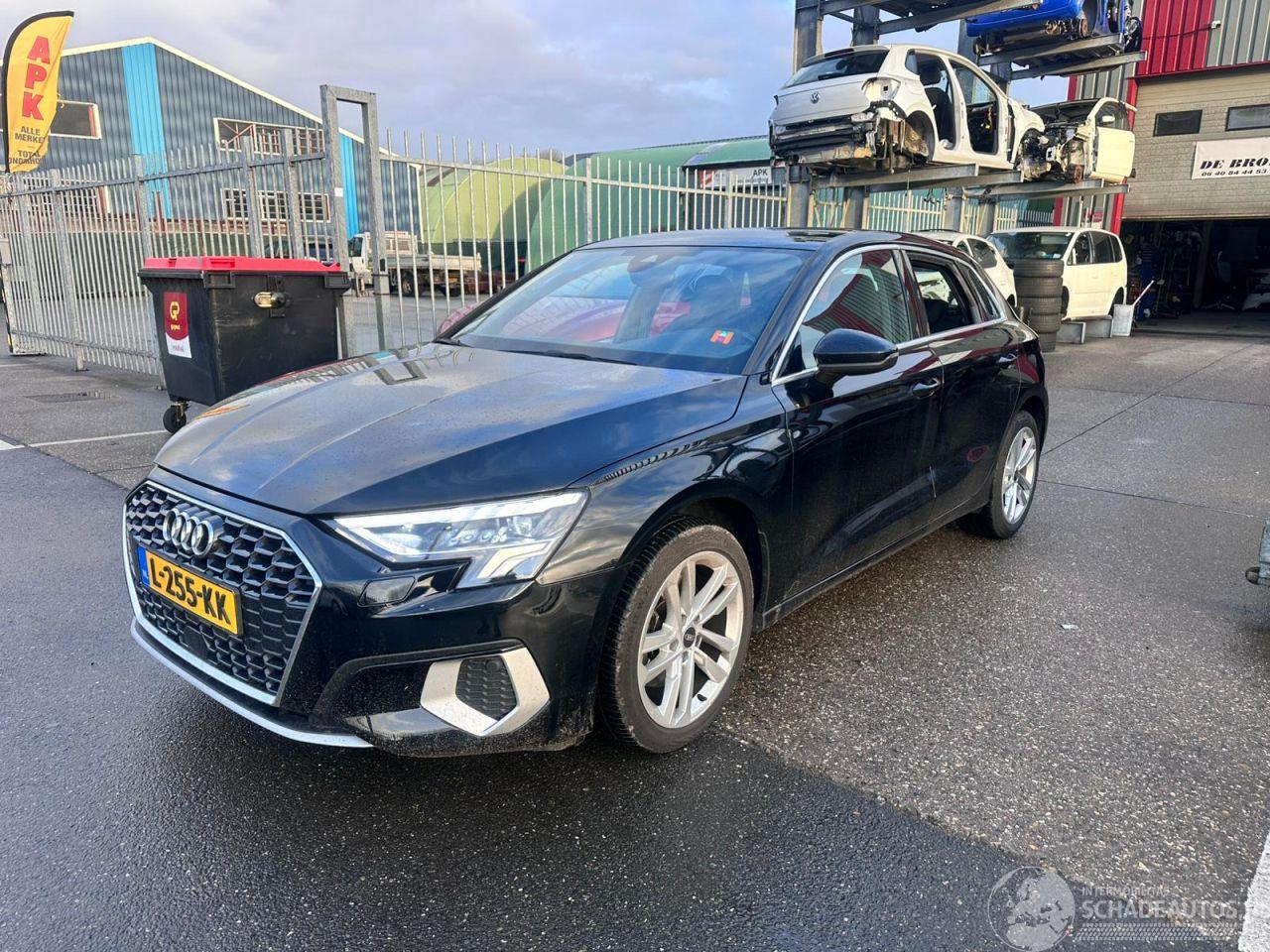 Audi A3 1.0 TFSI / DSG / SPORTBACK