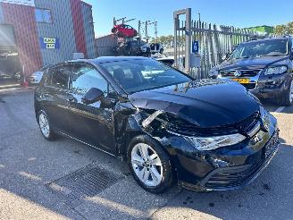 Volkswagen Golf 1.5 e-TSI / DSG / picture 3